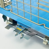 F30激安早い者勝ち✨　バングアンドオルフセン 4ドロワー キャビネット サファリ 18インチ エアキャビン ブラウン | グローブ・トロッター